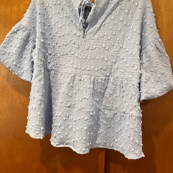 NWT VERY J CRINKLE POM POM KNIT PUFF SLEEVE BABYDOLL TOP - Picture 4 of 5